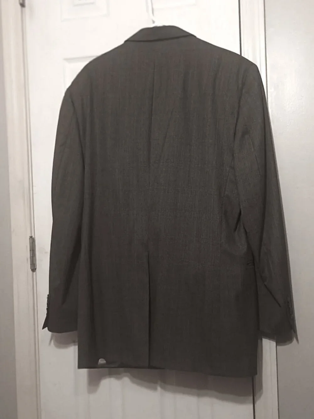 Joseph A. Bank Men Grayish Brown Plaid Glen 2 Piece Suit  42L